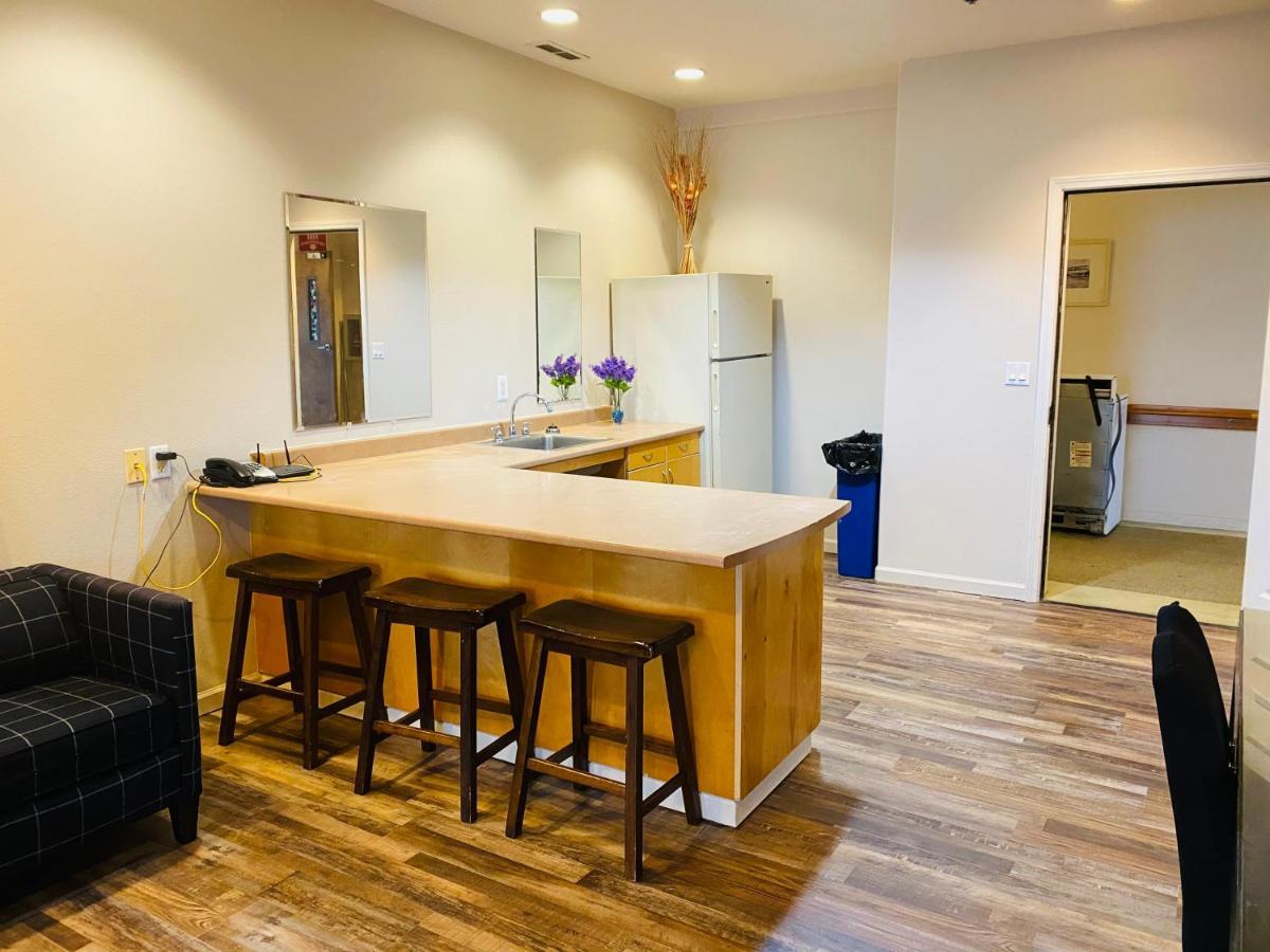 Orca Inn Suites Ferndale Ngoại thất bức ảnh